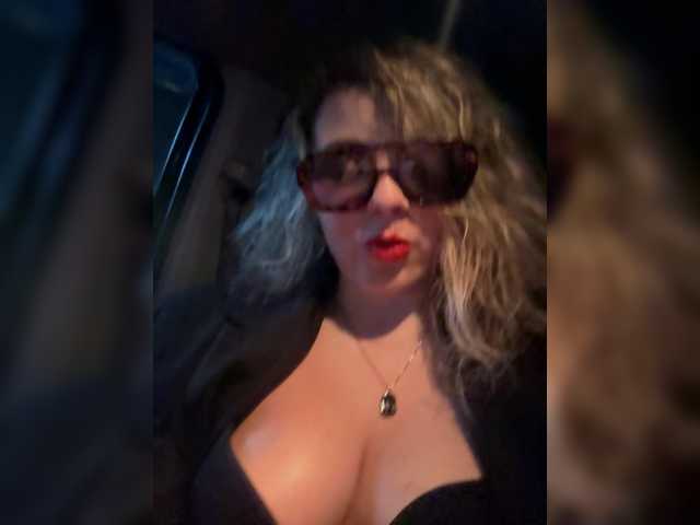 ProseccoMood's BongaCams show and profile