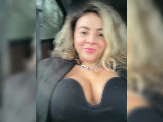 ProseccoMood's BongaCams show and profile