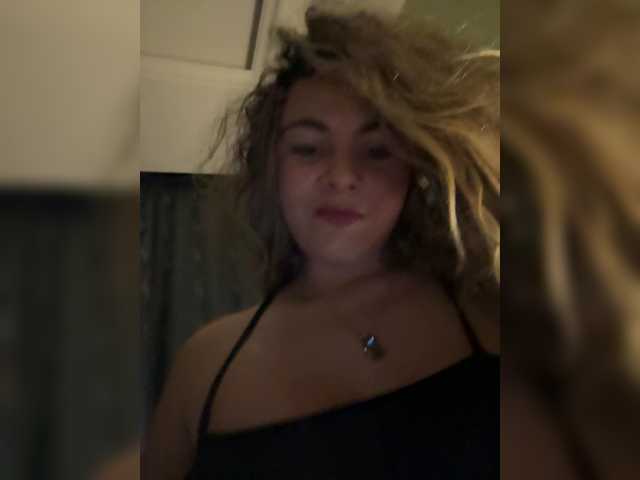 ProseccoMood's BongaCams show and profile