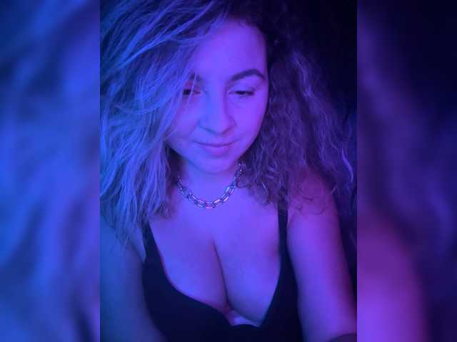 ProseccoMood's BongaCams show and profile