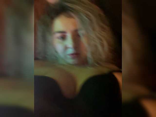 ProseccoMood's BongaCams show and profile