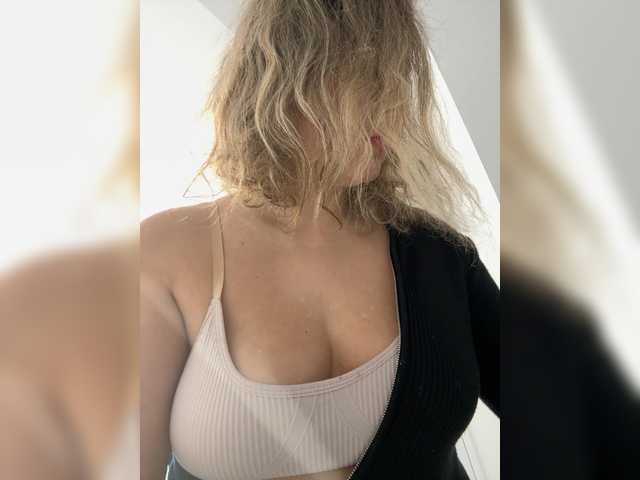 ProseccoMood – webcam model profile photo