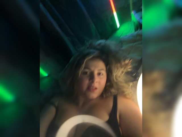 ProseccoMood's BongaCams show and profile