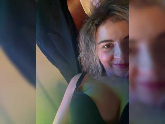 ProseccoMood's BongaCams show and profile