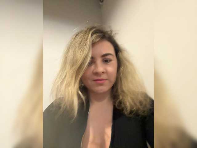 ProseccoMood's BongaCams show and profile