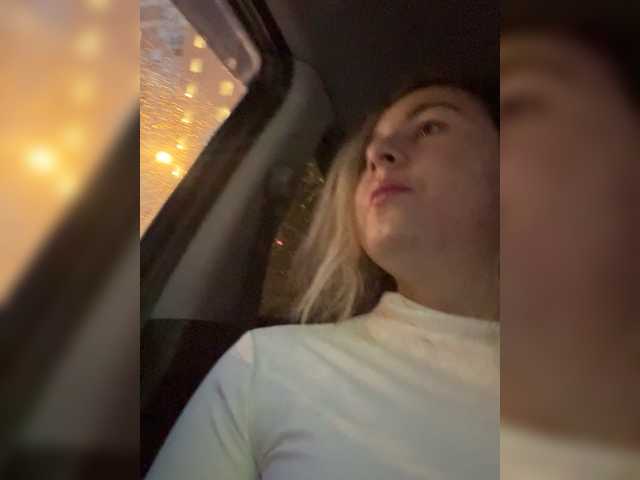 ProseccoMood's BongaCams show and profile