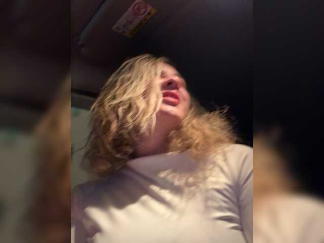 ProseccoMood's BongaCams show and profile