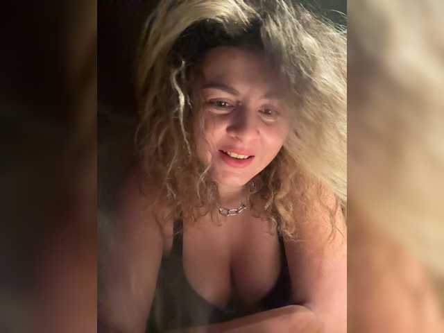 ProseccoMood's BongaCams show and profile