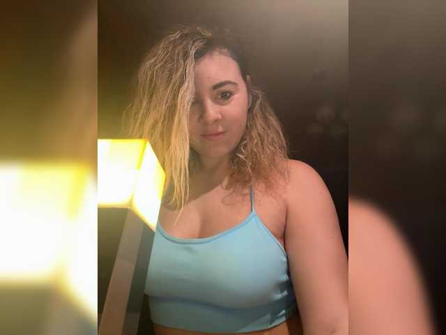 ProseccoMood – webcam model profile photo