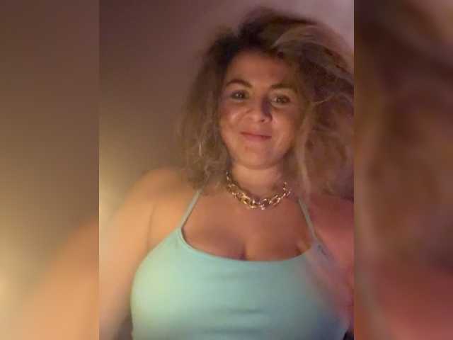 ProseccoMood – webcam model profile photo