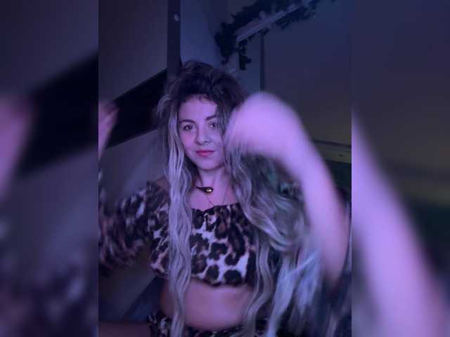 ProseccoMood's BongaCams show and profile