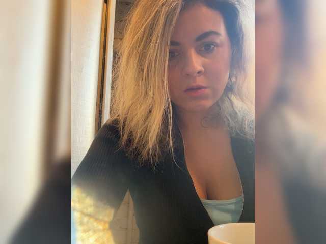 ProseccoMood's BongaCams show and profile