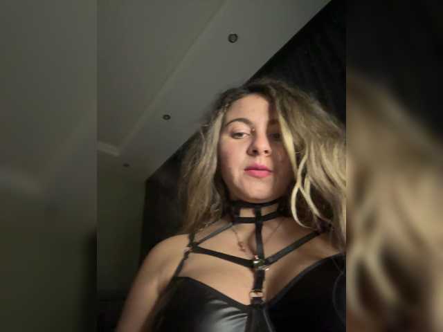 ProseccoMood's BongaCams show and profile