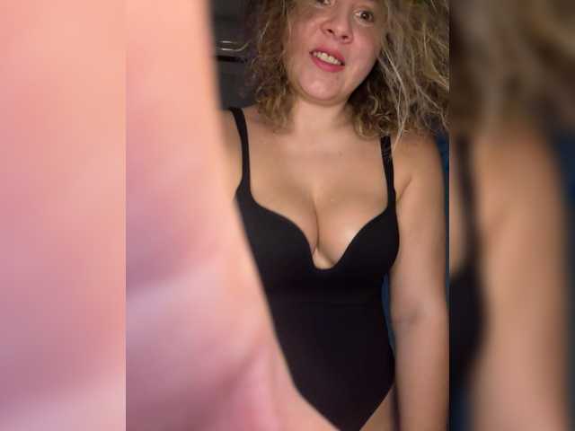 ProseccoMood's BongaCams show and profile