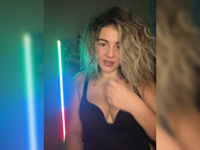 ProseccoMood's BongaCams show and profile