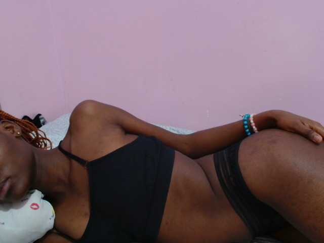 Babykendy001 webcam bongacams model stream image