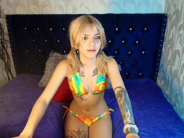 LilytReinolds's BongaCams show and profile