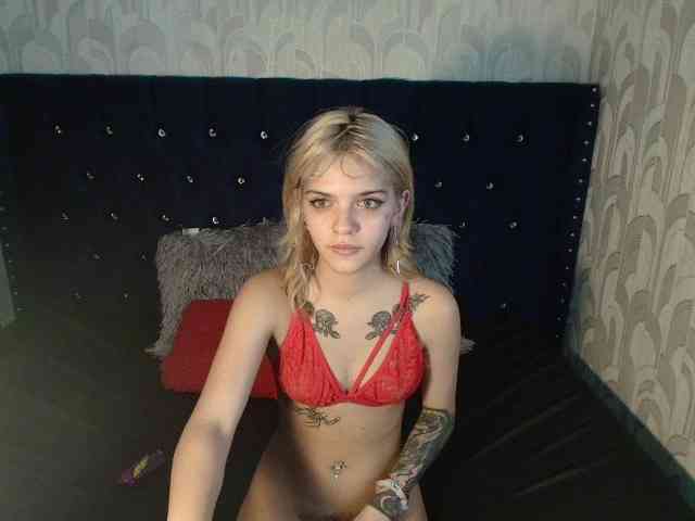 LilytReinolds webcam