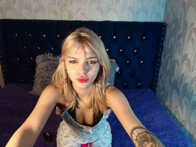 LilytReinolds webcam