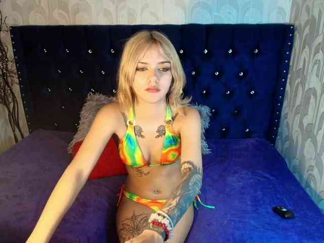 LilytReinolds webcam