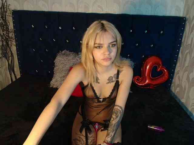 LilytReinolds webcam