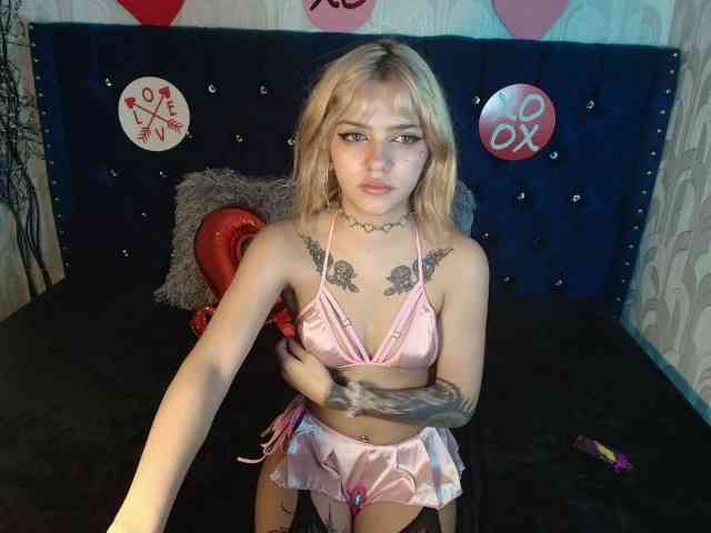 LilytReinolds webcam