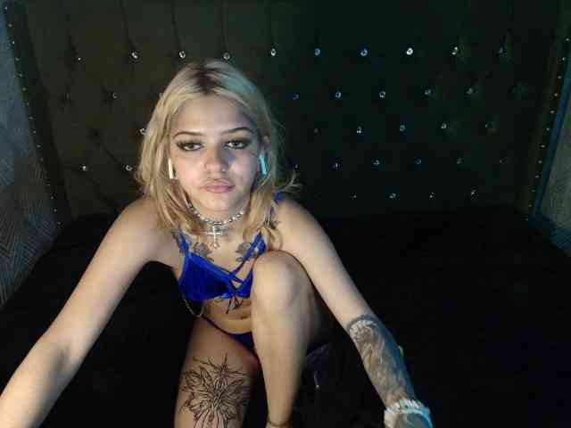 LilytReinolds webcam