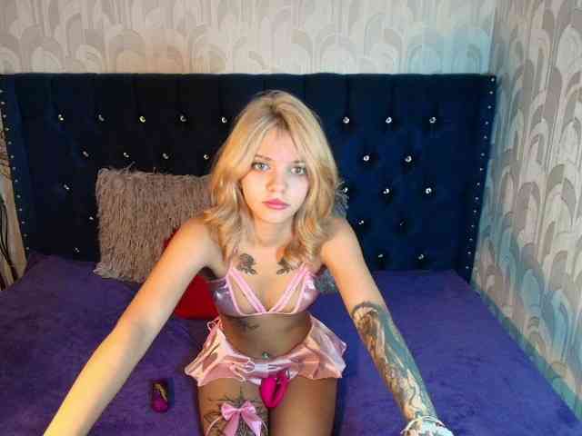 LilytReinolds webcam