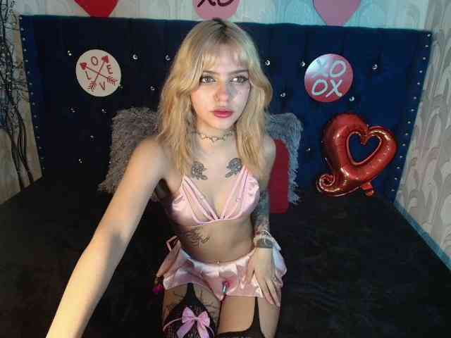 LilytReinolds webcam