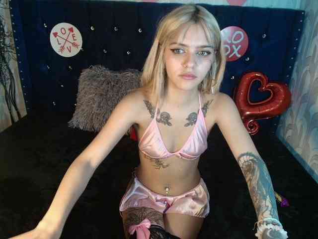 LilytReinolds webcam