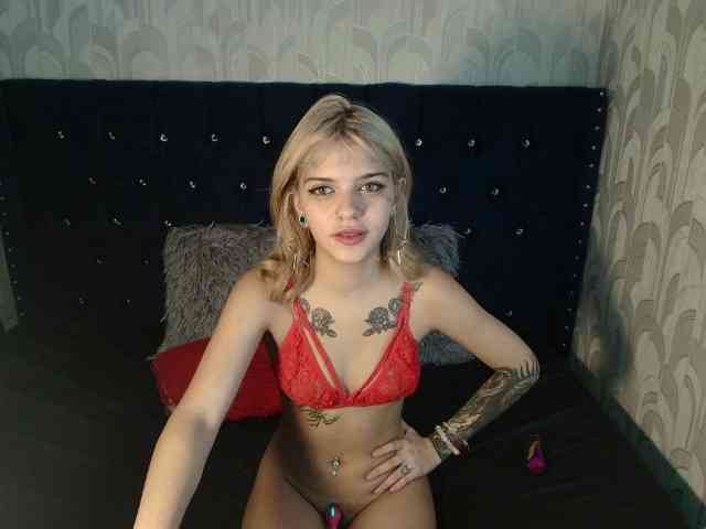 LilytReinolds webcam