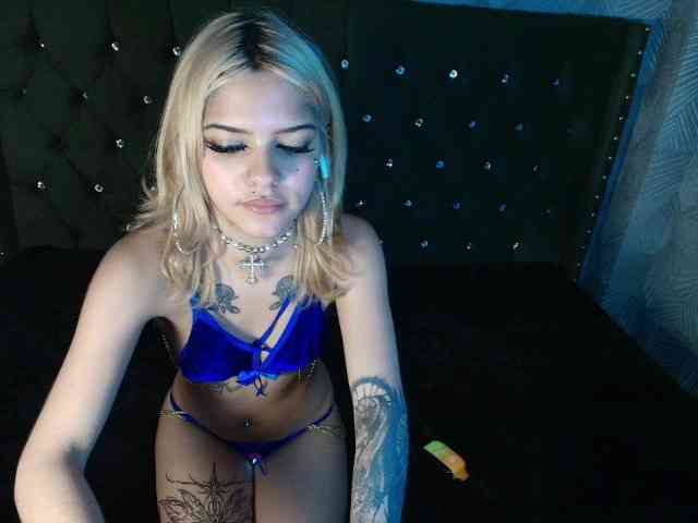 LilytReinolds webcam