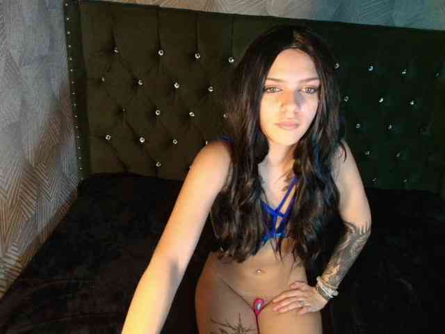 LilytReinolds webcam