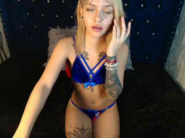 LilytReinolds webcam