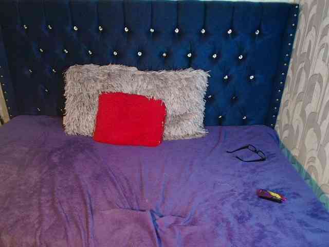 LilytReinolds webcam