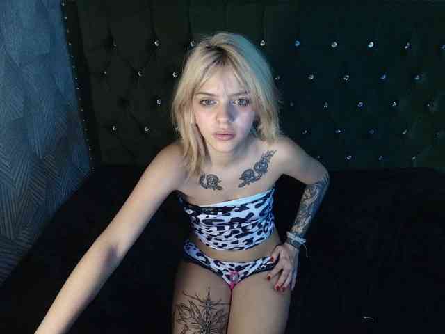 LilytReinolds webcam