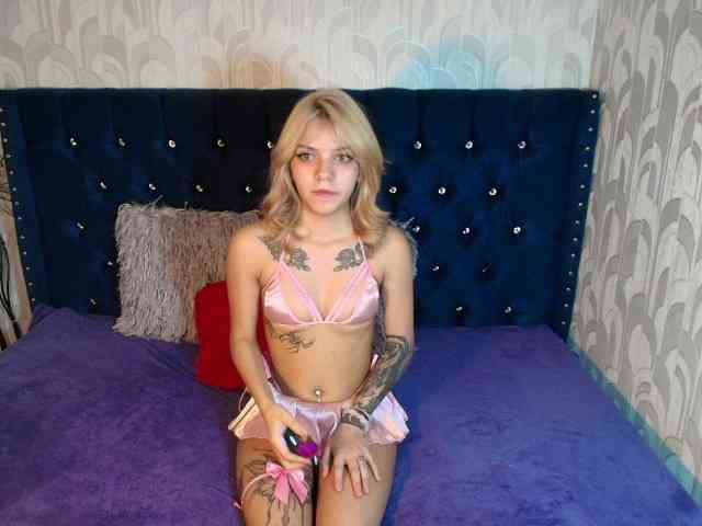 LilytReinolds webcam