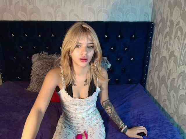 LilytReinolds webcam