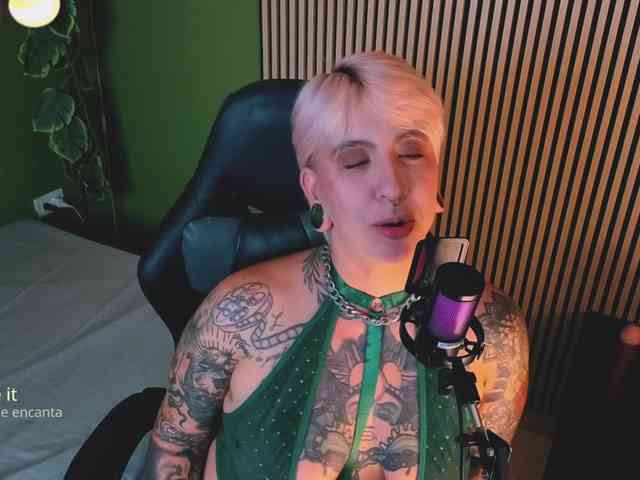 Amy-ink6969 webcam