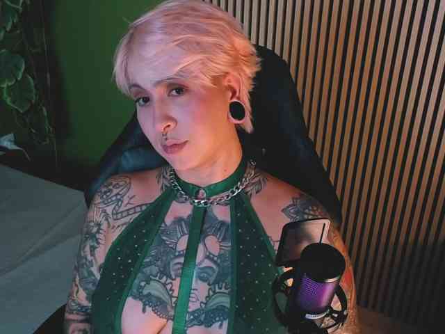 Amy-ink6969 webcam