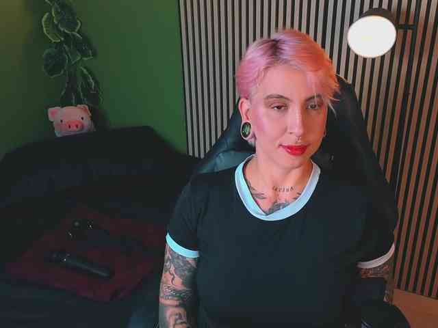 Amy-ink6969 webcam