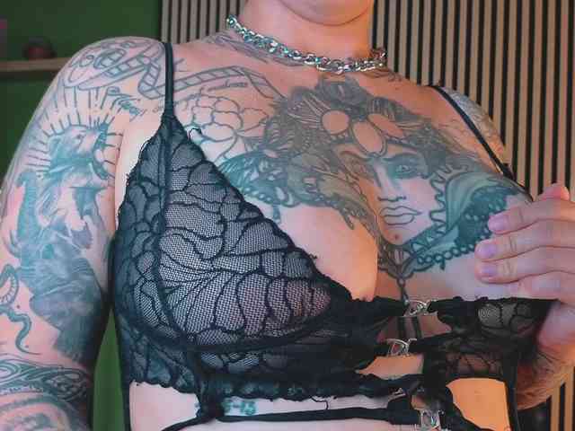 Amy-ink6969 webcam