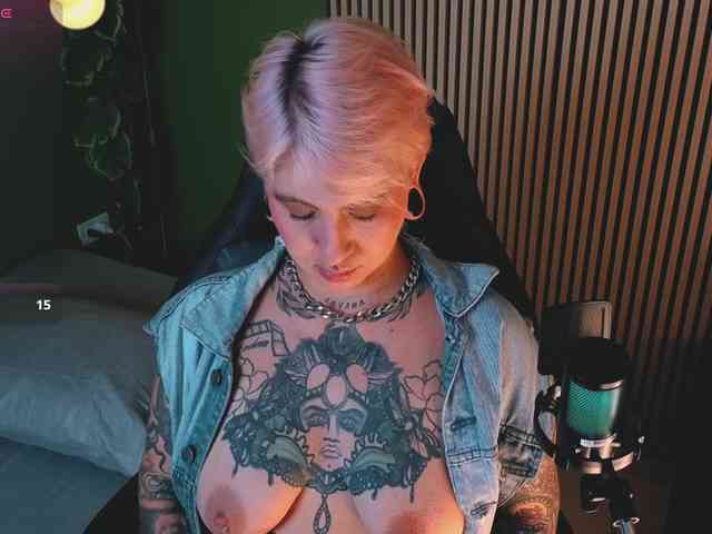 Amy-ink6969 webcam