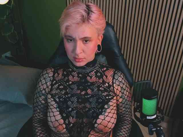 Amy-ink6969 webcam