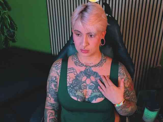 Amy-ink6969 webcam