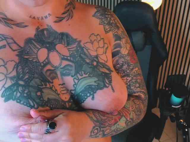 Amy-ink6969 webcam
