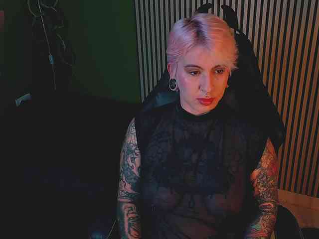 Amy-ink6969 webcam