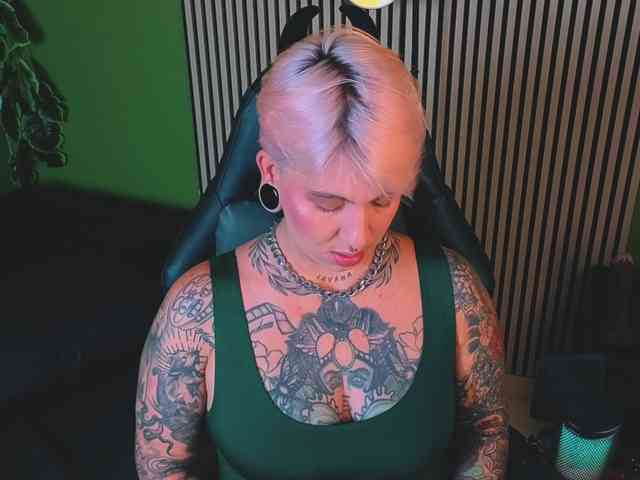 Amy-ink6969 webcam