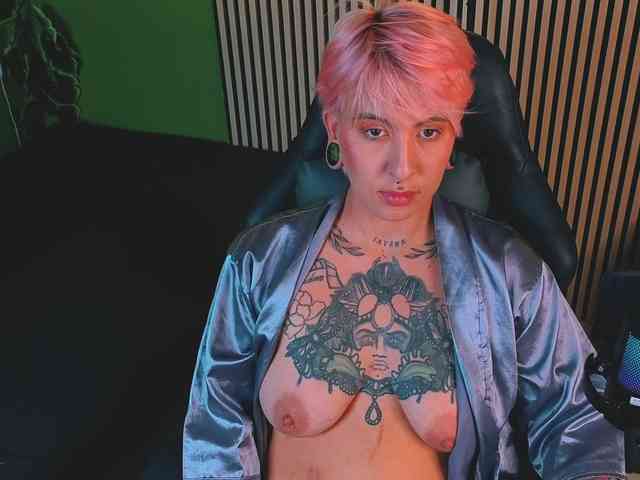 Amy-ink6969 webcam
