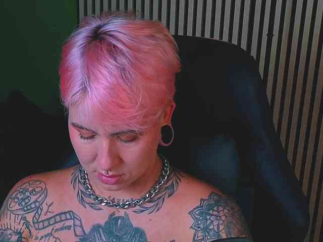 Amy-ink6969 webcam